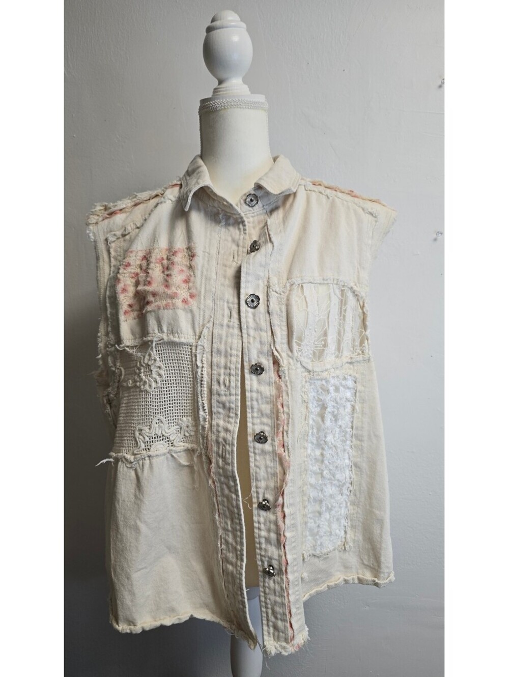 POL Boho Patchwork Lace Denim Vest M L XL Ivory